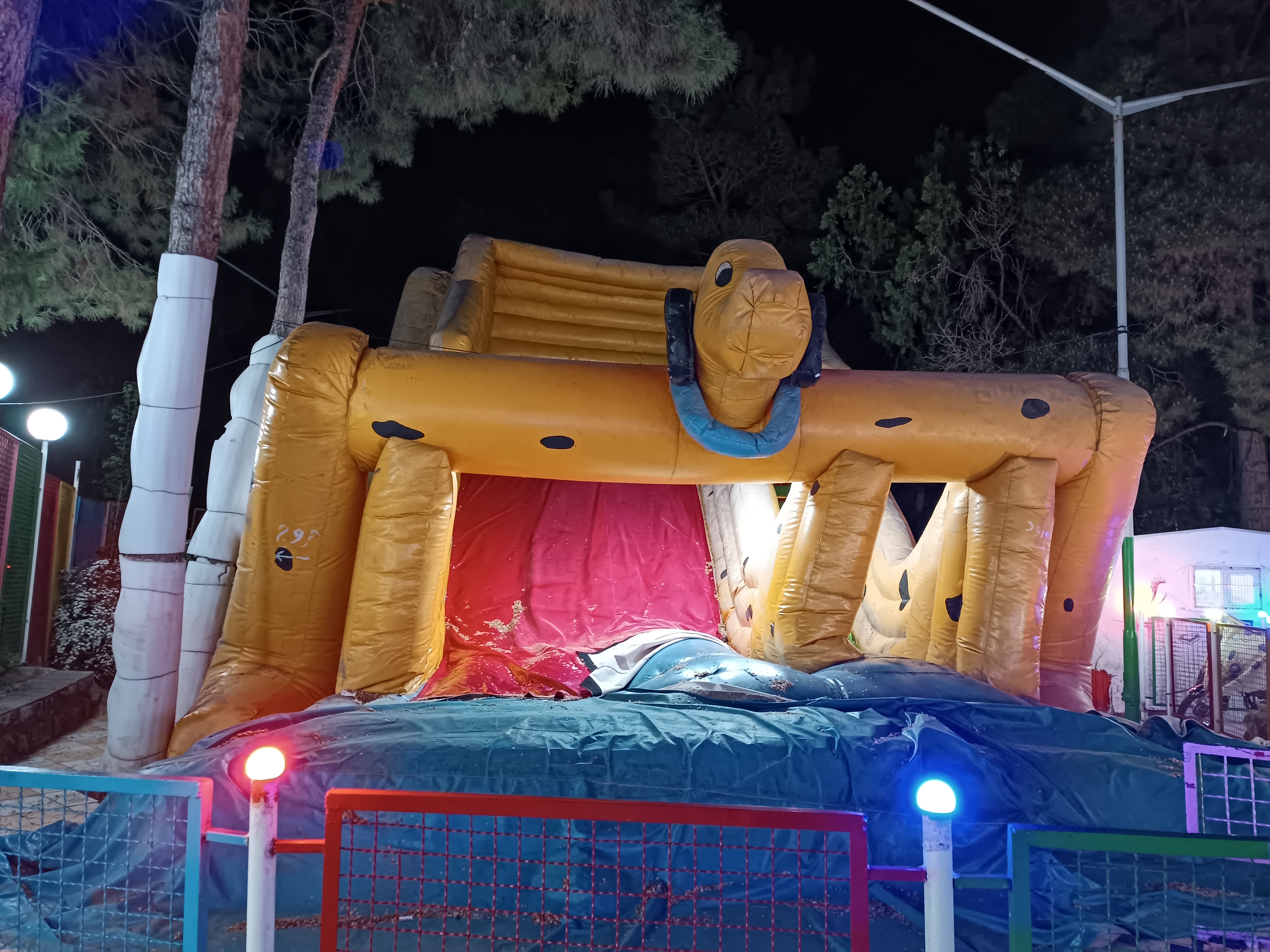 قصر بادی